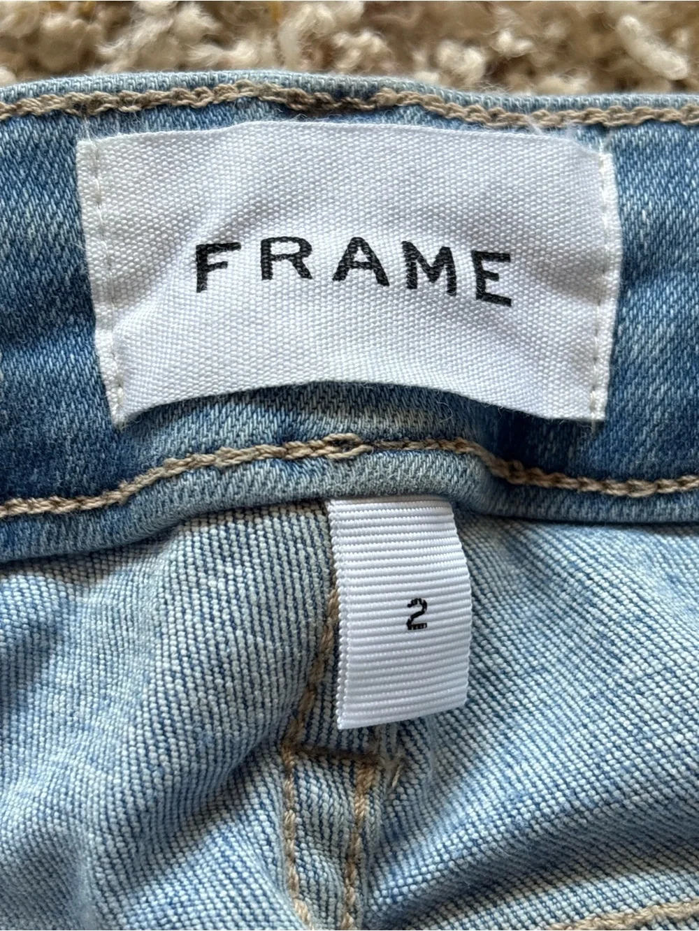 FRAME Le One Crop Mini Boot Sz 30 - See Sizing Medium Wash